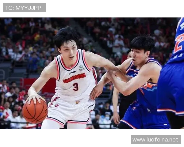 CBA激战广东男篮对决新疆男篮精彩瞬间回顾与赛后分析