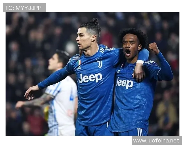 C罗领衔对决斯帕尔展现超强实力与团队配合的精彩比赛